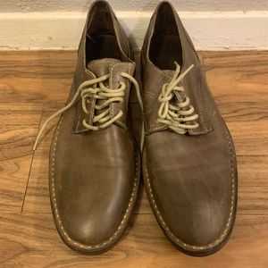 Cole Haan Stratton Distressed Oxfords size 8.5 men